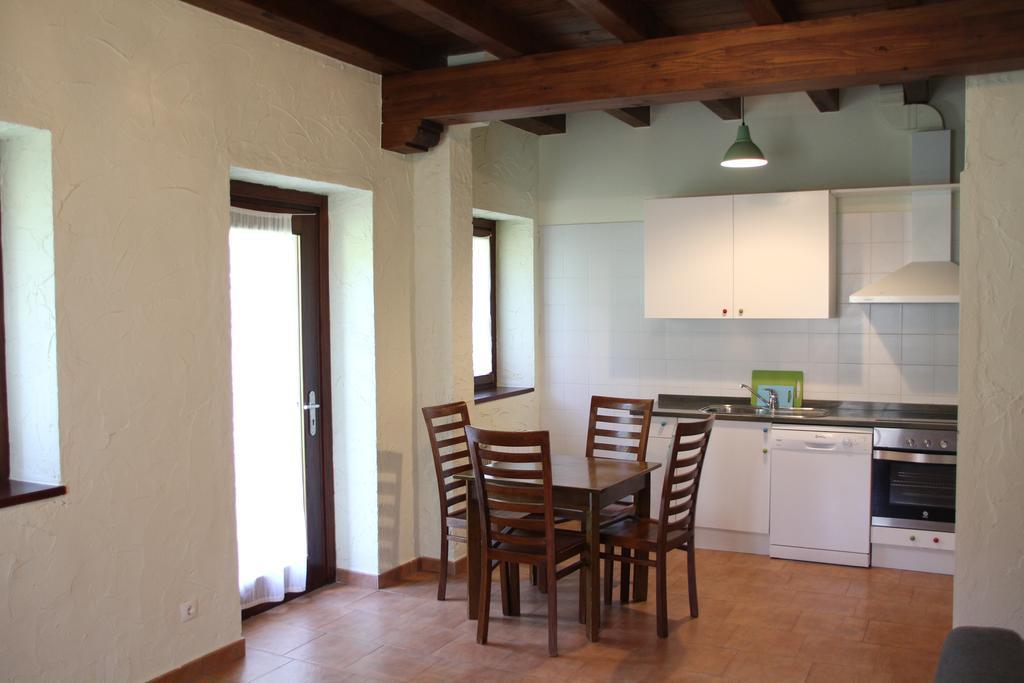 Ecohotel Rural Angiz Бустурия Экстерьер фото